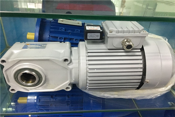 HG直交軸減速機(jī)，準(zhǔn)雙曲面斜齒輪減速機(jī),直角減速機(jī),直角減速電機(jī),直交軸減速電機(jī) (17)